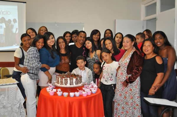 Turma de Padeiro e Confeiteiro do Trilha confraterniza em grande estilo com o final do Projeto Trilha