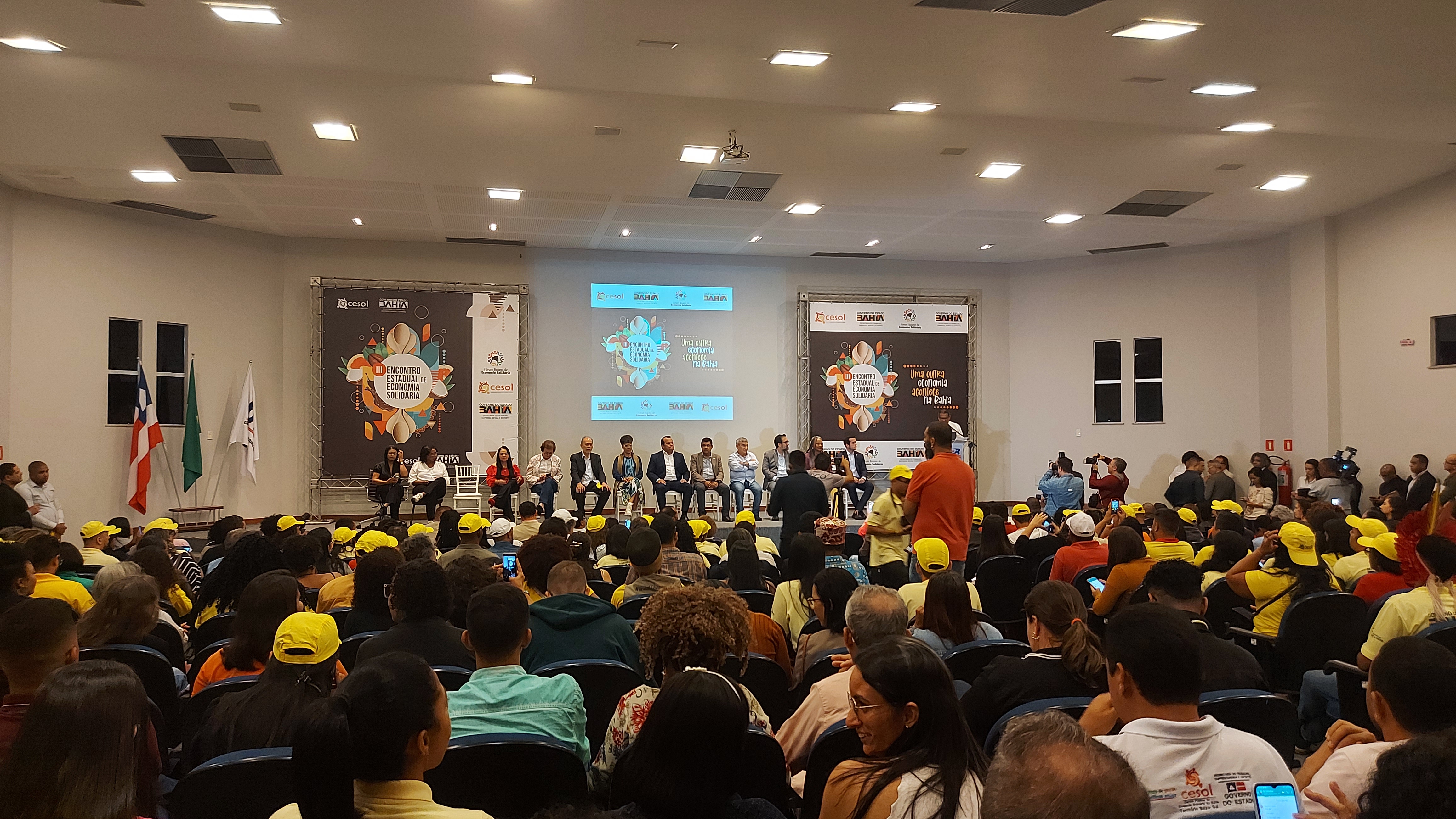 Refer�ncia na Economia Solid�ria, Bahia tem desafios pela frente