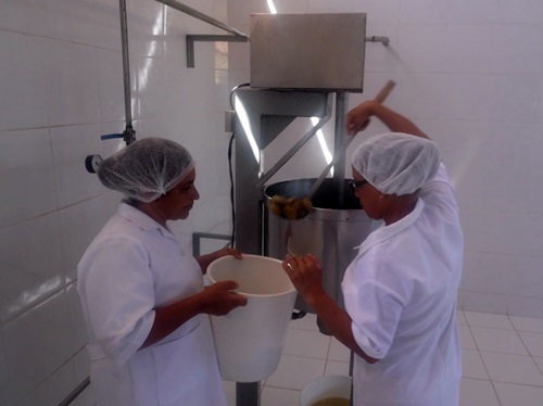 Conhe�a a f�brica de geleia e doces na comunidade de Campo Seco - Brumado