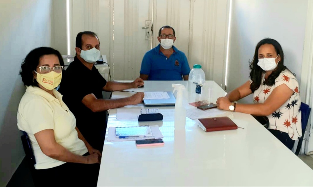 Prefeito e vereadora de Pinda� dialogam com o Cesol Sert�o Produtivo sobre Lei Municipal de Economia Solid�ria 