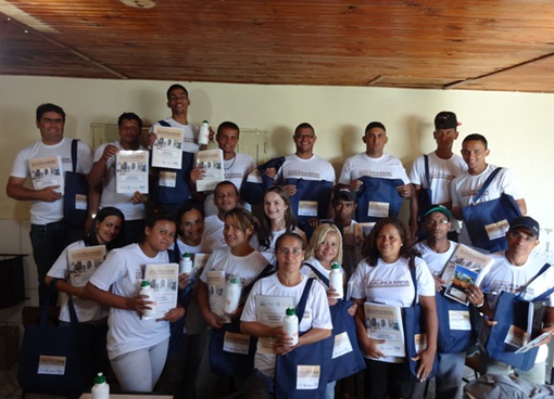 Instrutora do Qualifica Bahia de Po��es comenta sobre a import�ncia do projeto