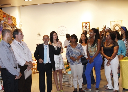 Economia Solid�ria abre loja no Salvador Norte Shopping