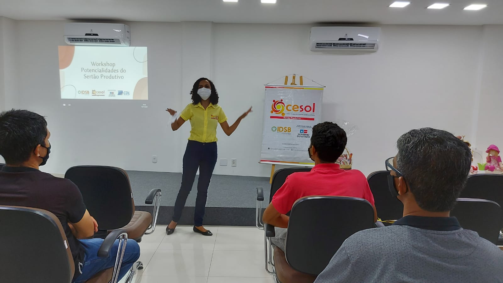 Cesol Sert�o Produtivo e C�mara de Dirigentes Lojistas (CDL) realizam evento voltado para o com�rcio local 