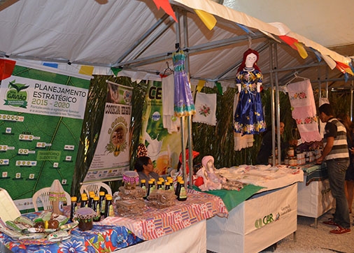 Empreendimentos do Sert�o Produtivo participam da Exposi��o de Conde�ba