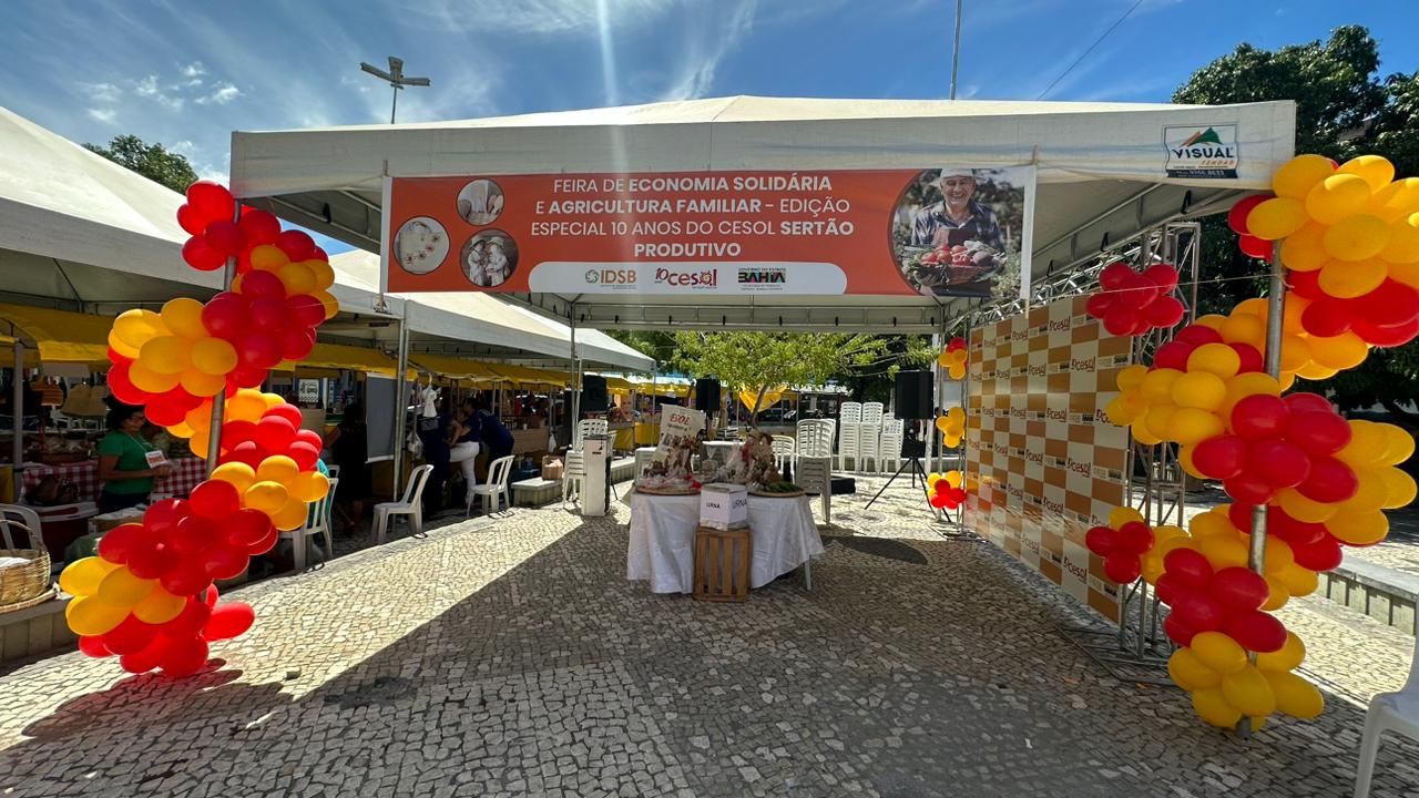 Feira da Economia Solid�ria e Agricultura Familiar em Guanambi 