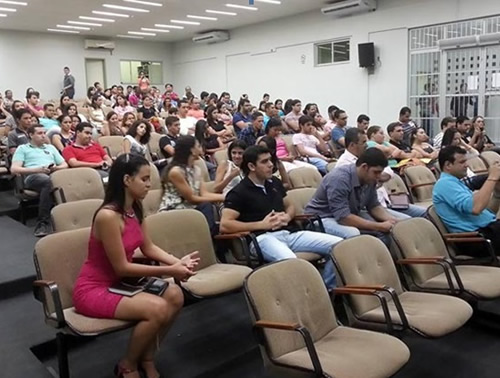 Experi�ncia do Cesol com cooperativismo � tema de palestra do CRCBA